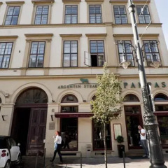 Апартаменты Grand Market Luxury Apartments