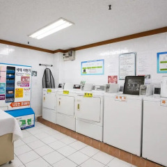 Отель Gangnam Coop Residence банкомат