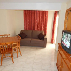 Отель Apartamentos Avenida Испания, Пляж Леванте - отзывы, цены и фото номеров - забронировать отель Apartamentos Avenida онлайн комната для гостей фото 4