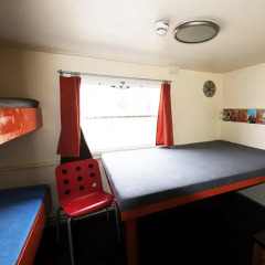 Отель Eastern & Western Comfort Hostelboat Люкс повышенной комфортности с различными типами кроватей фото 3