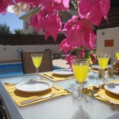 Отель Paradiso Villa питание