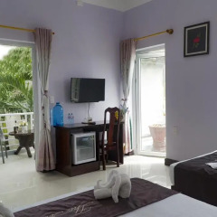 Отель The Moon Villa Hoi An 2* Стандартный семейный номер с различными типами кроватей фото 21
