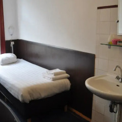Отель Budget Hotel Marnix City Centre Нидерланды, Амстердам - отзывы, цены и фото номеров - забронировать отель Budget Hotel Marnix City Centre онлайн ванная фото 2