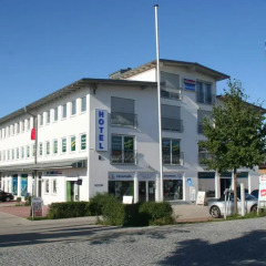 Отель Fresh INN Германия, Унтерхахинг - отзывы, цены и фото номеров - забронировать отель Fresh INN онлайн парковка
