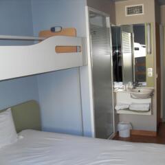 Отель ibis Budget Paris La Villette 19eme Франция, Париж - отзывы, цены и фото номеров - забронировать отель ibis Budget Paris La Villette 19eme онлайн ванная