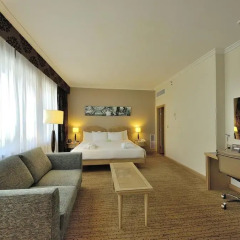 Отель Hilton Milan 4* Представительский номер с различными типами кроватей фото 10