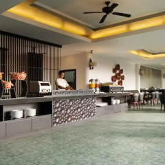 Отель White Rose Kuta Resort, Villas & Spa интерьер отеля