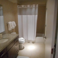Отель Weichert Suites at Foggy Bottom ванная фото 2