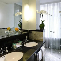 Отель Schweizerhof Zürich 4* Номер Делюкс с различными типами кроватей фото 2