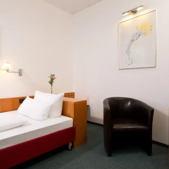Hotel am Borsigturm 4* Стандартный номер с двуспальной кроватью фото 2