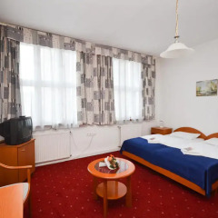 Отель Broadway City Guesthouse 2* Стандартный номер с различными типами кроватей фото 11