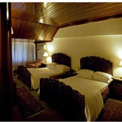 Hotel Broadway Srinagar In Srinagar India From None - 