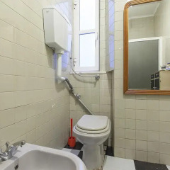 Отель Lisbon Economy Guest Houses Old Town II ванная