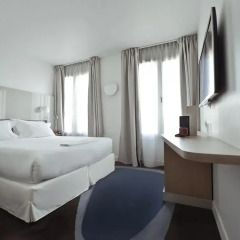 Отель Hôtel Le Marcel - Paris Gare de l'Est 4* Стандартный номер с различными типами кроватей