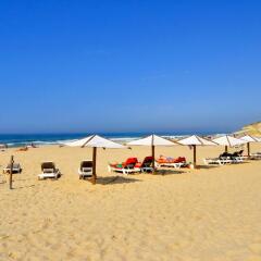 Отель Afonso IV Townhouse Praia del Rey пляж фото 2