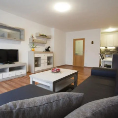 Отель Spacious Prague Flat комната для гостей фото 5