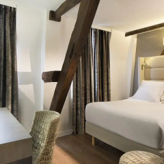 Отель Hôtel Jacques De Molay 3* Улучшенный номер с различными типами кроватей фото 2