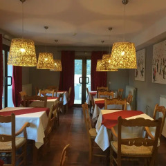 Hotel AA Beret питание