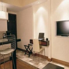Отель Number One Tower Suites Дубай удобства в номере