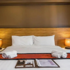 Отель The Cottage Suvarnabhumi 3* Улучшенный номер с двуспальной кроватью фото 15