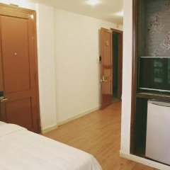 Jasmine Hotel Hue 3* Стандартный номер с различными типами кроватей фото 2