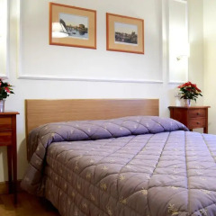Отель Domus Cavour 3* Стандартный номер с двуспальной кроватью фото 12