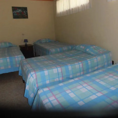 Hotel & Hostal Yaxkin Copan 2* Стандартный семейный номер с двуспальной кроватью
