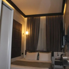 Palmiye Hotel Taksim сейф в номере
