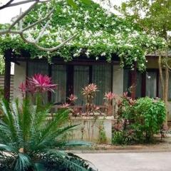Отель Bhumlapa Garden Resort 3* Вилла Делюкс с различными типами кроватей фото 12