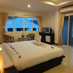 Отель 99 Voyage Patong 2* Номер Делюкс разные типы кроватей фото 3