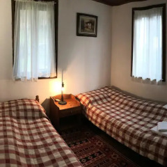 Отель Tacheva Family House - Pool Access Боженци детские мероприятия