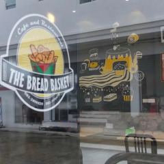 Отель The Bread Basket гостиничный бар