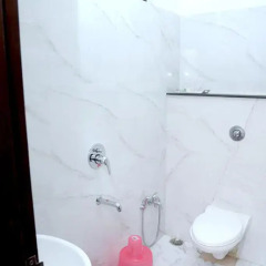 Hotel Simran Inn Номер Делюкс с различными типами кроватей фото 2