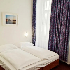 Hotel Meran 3* Стандартный номер фото 9