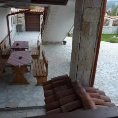 Отель Guest House Dzhogolanov Стандартный номер с различными типами кроватей фото 8
