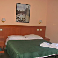 Отель Friendship Place 3* Стандартный номер с двуспальной кроватью фото 12