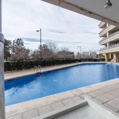 Отель VLC Travel Habitat - Ciudad de las Ciéncias Испания, Валенсия - отзывы, цены и фото номеров - забронировать отель VLC Travel Habitat - Ciudad de las Ciéncias онлайн бассейн фото 2