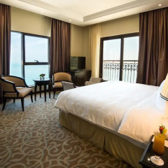 Отель Marjan Island Resort & Spa Managed by AccorHotels 5* Улучшенный люкс с различными типами кроватей фото 3