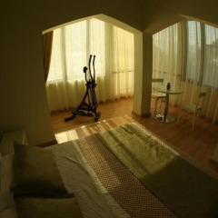 White City Hotel фитнесс-зал