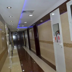 Maaeen Hotel городской автобус
