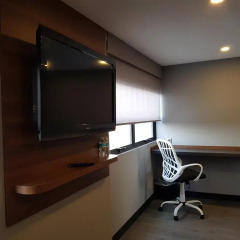Hotel MX aeropuerto сейф в номере