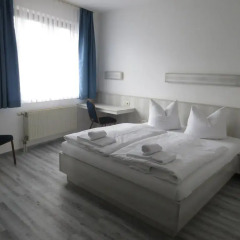 Central-Hotel Tegel 2* Стандартный номер с двуспальной кроватью фото 2