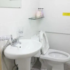 Отель Shinchon Hongdae Guesthouse 2* Стандартный номер с различными типами кроватей фото 15