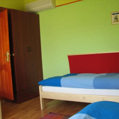 7x24 Central Hostel Стандартный номер с различными типами кроватей (общая ванная комната)