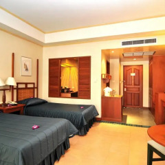Karon Princess Hotel 3* Улучшенный номер с двуспальной кроватью фото 2