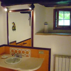 Отель Della Genga La Pieve Suite Сполето ванная