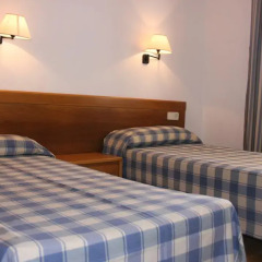 Отель S'Olivera Apartamentos Апартаменты с различными типами кроватей фото 19