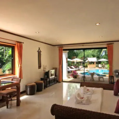 Отель Royal Cottage Residence питание