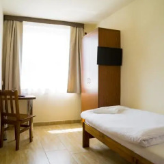 Отель Kompleks Hotelarski Zgoda Стандартный номер с 2 отдельными кроватями (общая ванная комната) фото 3