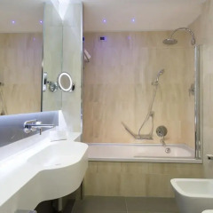 Отель Artemide 4* Номер Комфорт с различными типами кроватей фото 7